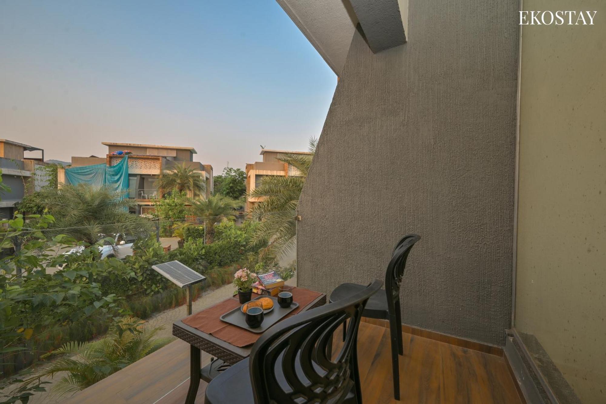Ekostay Gold - Peninsula Villa 罗纳瓦拉 外观 照片